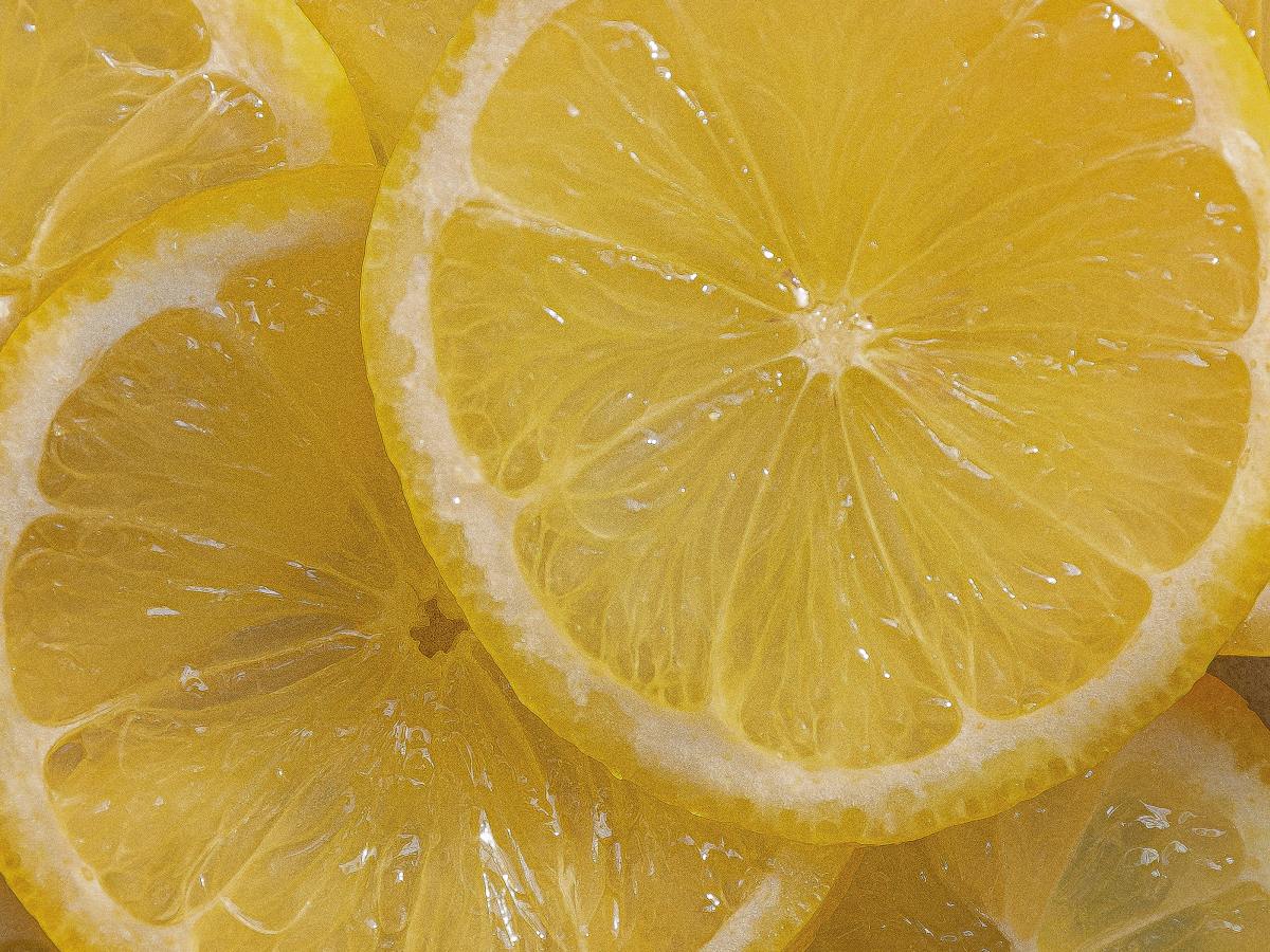 The Juicy Market for Lemons